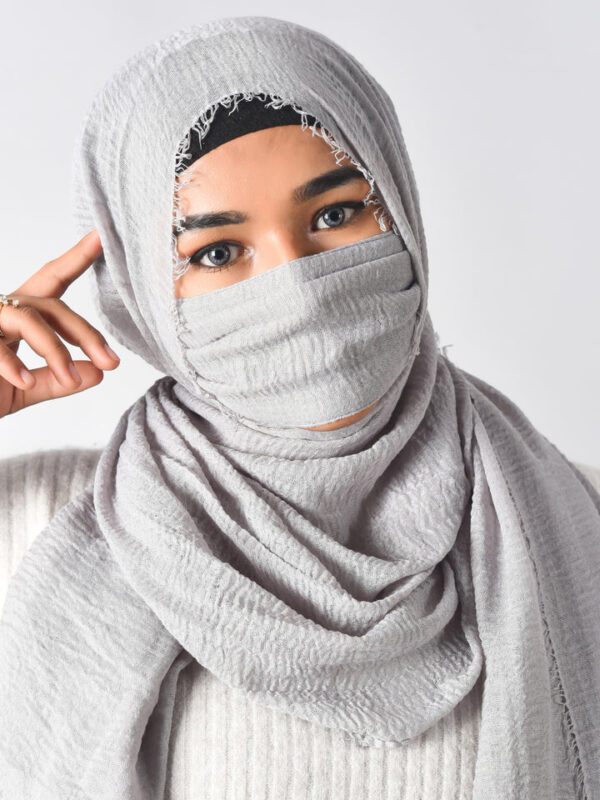 Grey Crinkle Cotton Daily Wear Hijab With Mask