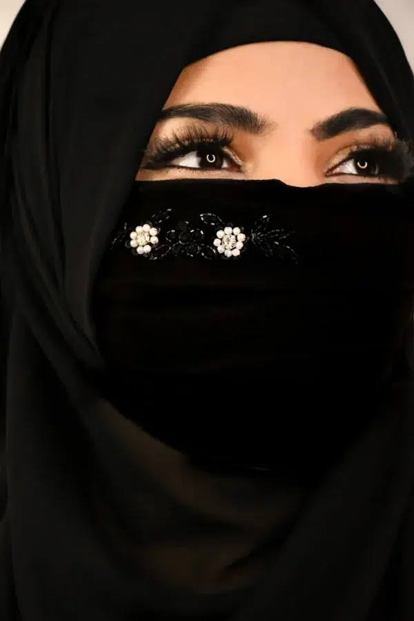 BLACK HANDWORK FRIENDLY MASK